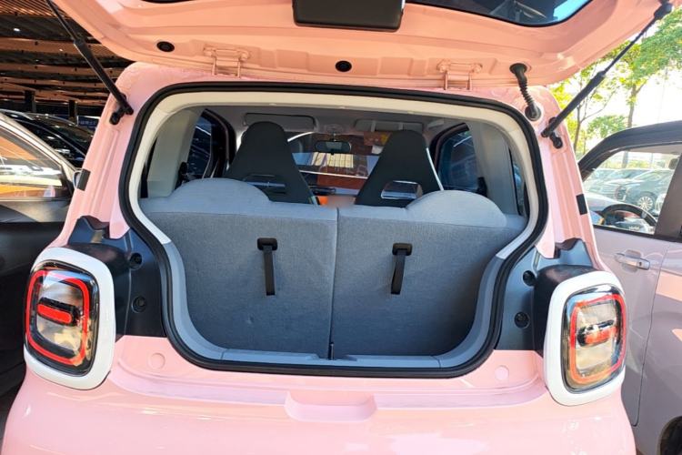 Used Bestune Pony 2025 222km Range Lingxi Horse Trunk