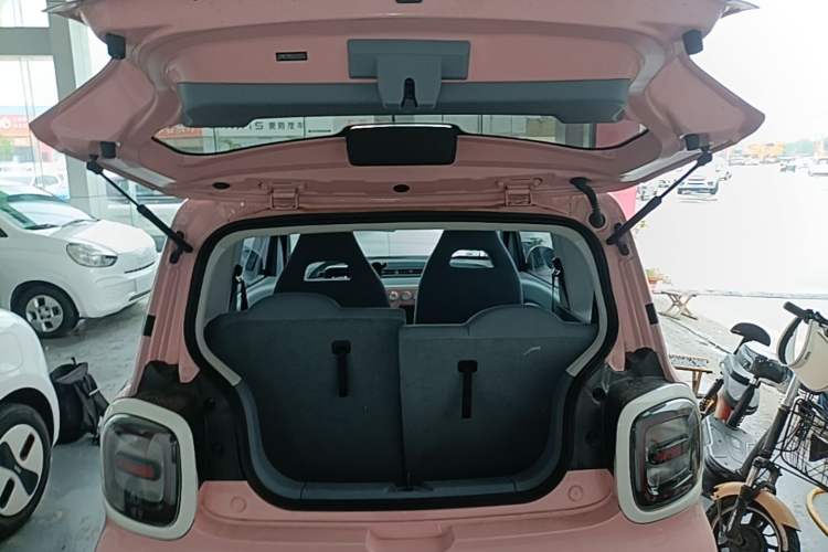 Used Bestune Pony 2025 222km Range Agile Horse Trunk