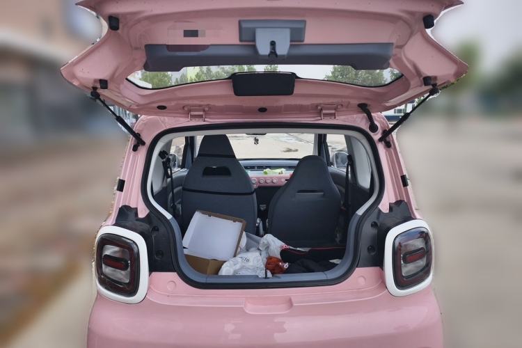 Used Bestune Pony 2025 222km Range Agile Horse Trunk
