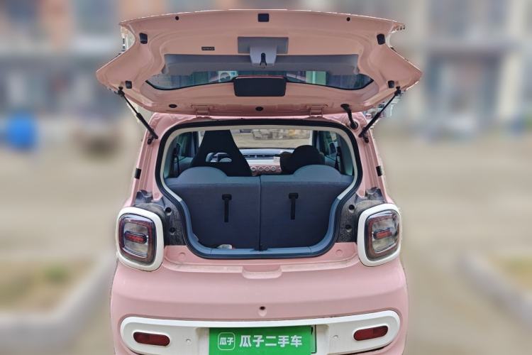 Used Bestune Pony 2025 222km Range Agile Horse Trunk
