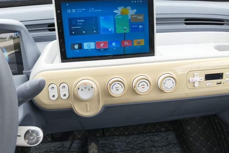 Used Bestune Pony 2025 222km Clever Horse Audio And AC Panel