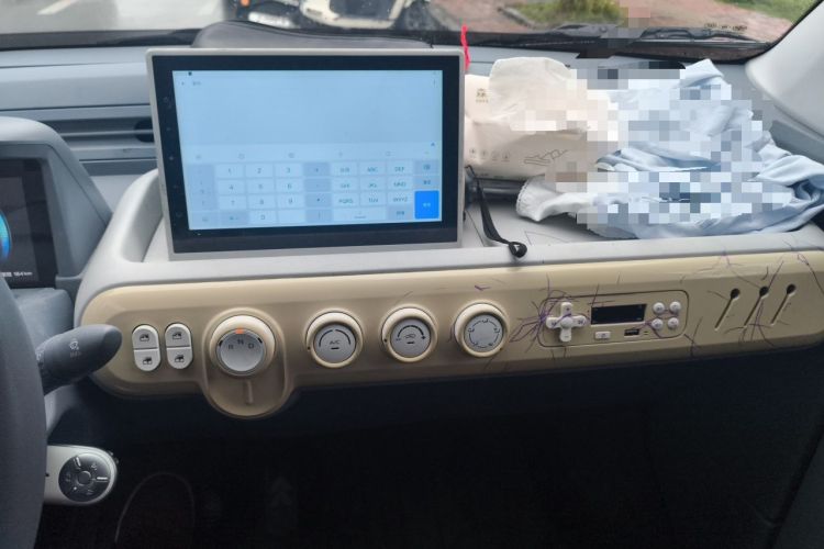 Used Bestune Pony 2025 222km Range Agile Horse Audio And AC Panel