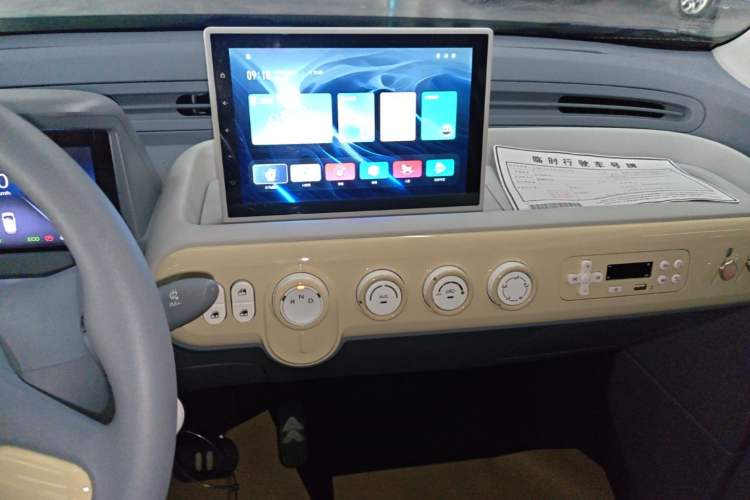 Used Bestune Pony 2025 222km Clever Horse Audio And AC Panel