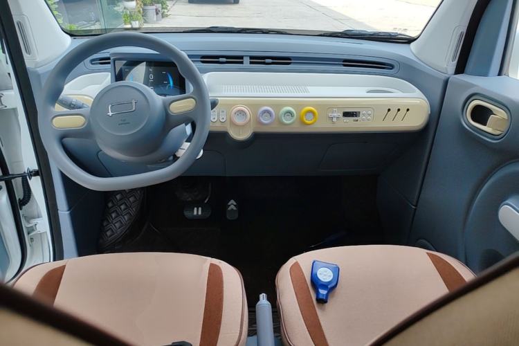 Used Bestune Pony 2025 222km Lightning Horse Center Console