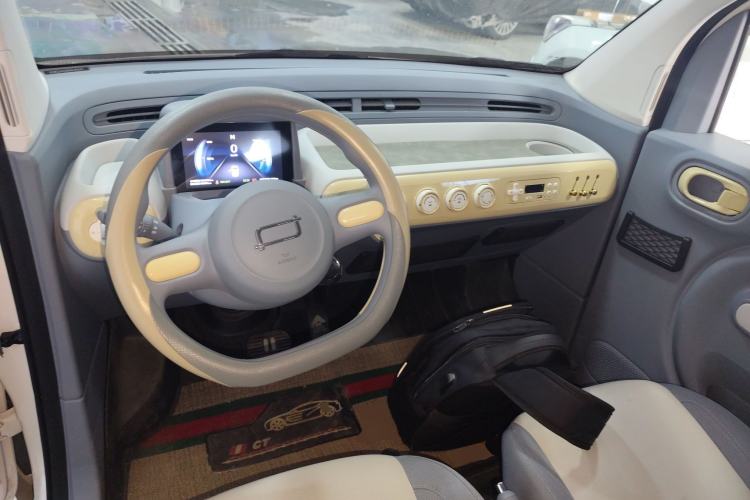 Used Bestune Pony 2025 222km Range Agile Horse Center Console