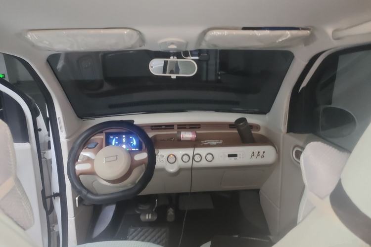 Used Bestune Pony 2025 222km Range Agile Horse Center Console