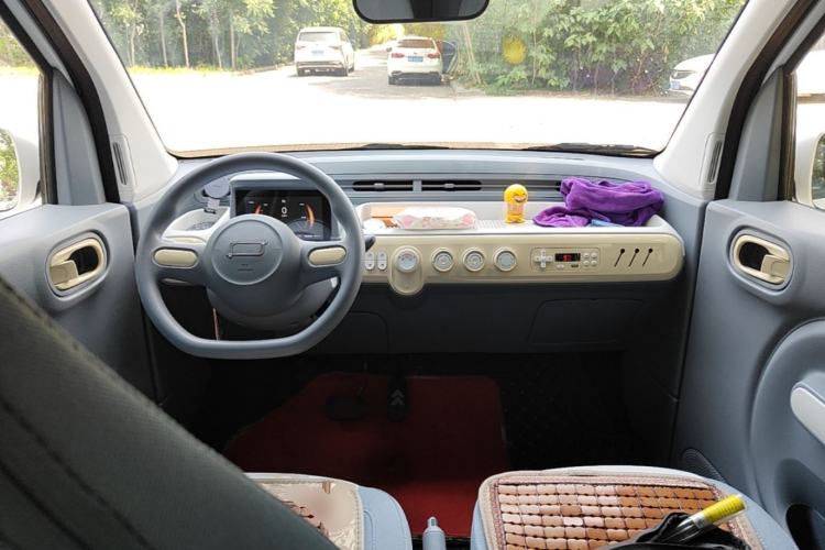 Used Bestune Pony 2025 222km Range Agile Horse Center Console