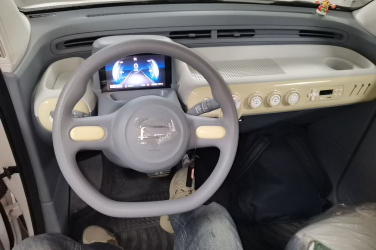 Used Bestune Pony 2025 222km Range Agile Horse Center Console
