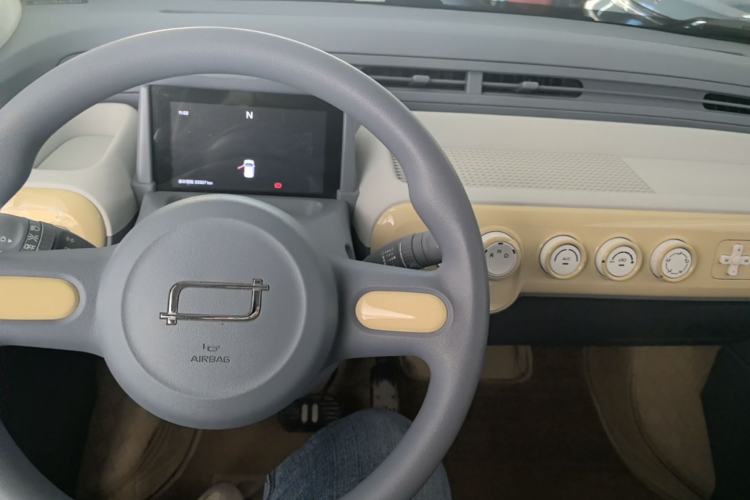 Used Bestune Pony 2025 222km Range Linglong Horse Center Console