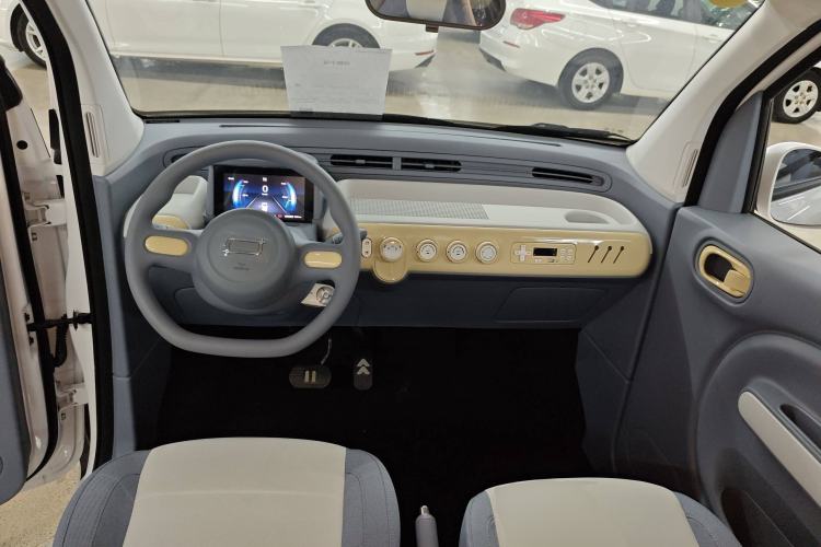 Used Bestune Pony 2025 222km Lightning Horse Center Console