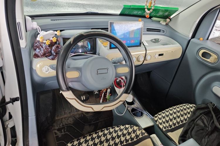 Used Bestune Pony 2025 222km Range Agile Horse Center Console