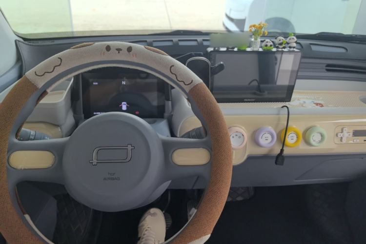 Used Bestune Pony 2025 222km Range Agile Horse Center Console