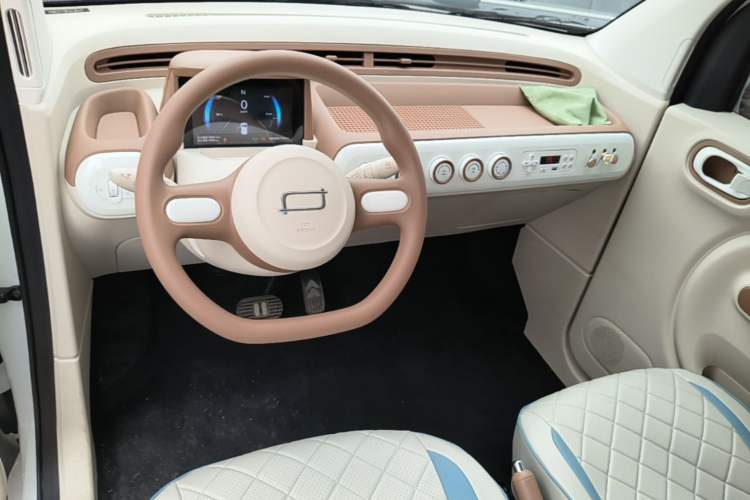 Used Bestune Pony 2025 222km Range Agile Horse Center Console