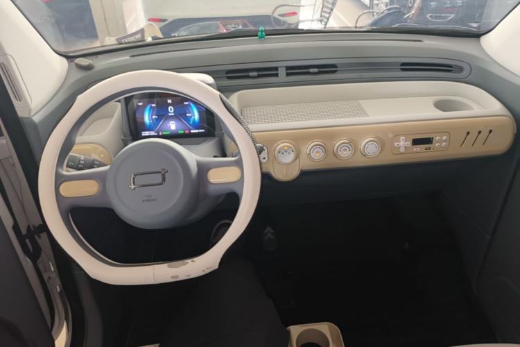 Used Bestune Pony 2025 222km Lightning Horse Center Console