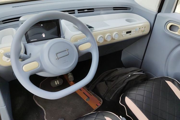 Used Bestune Pony 2025 222km Clever Horse Center Console