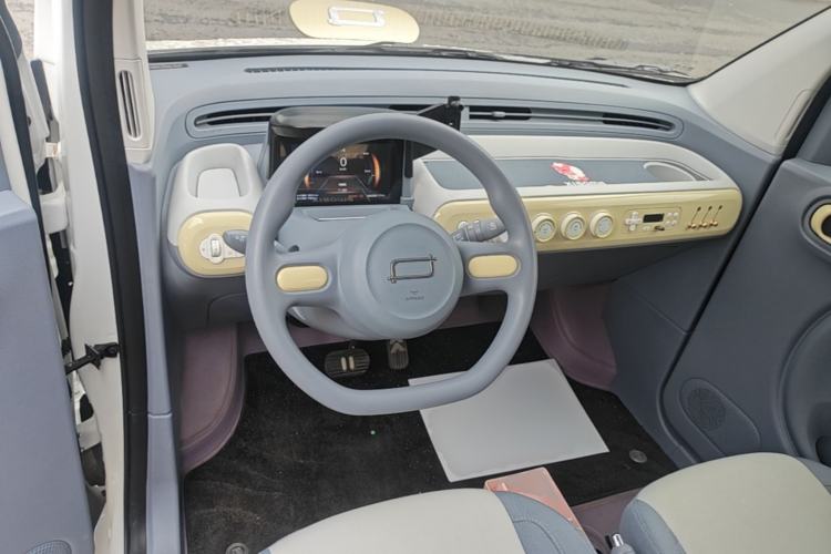 Used Bestune Pony 2025 222km Lightning Horse Center Console