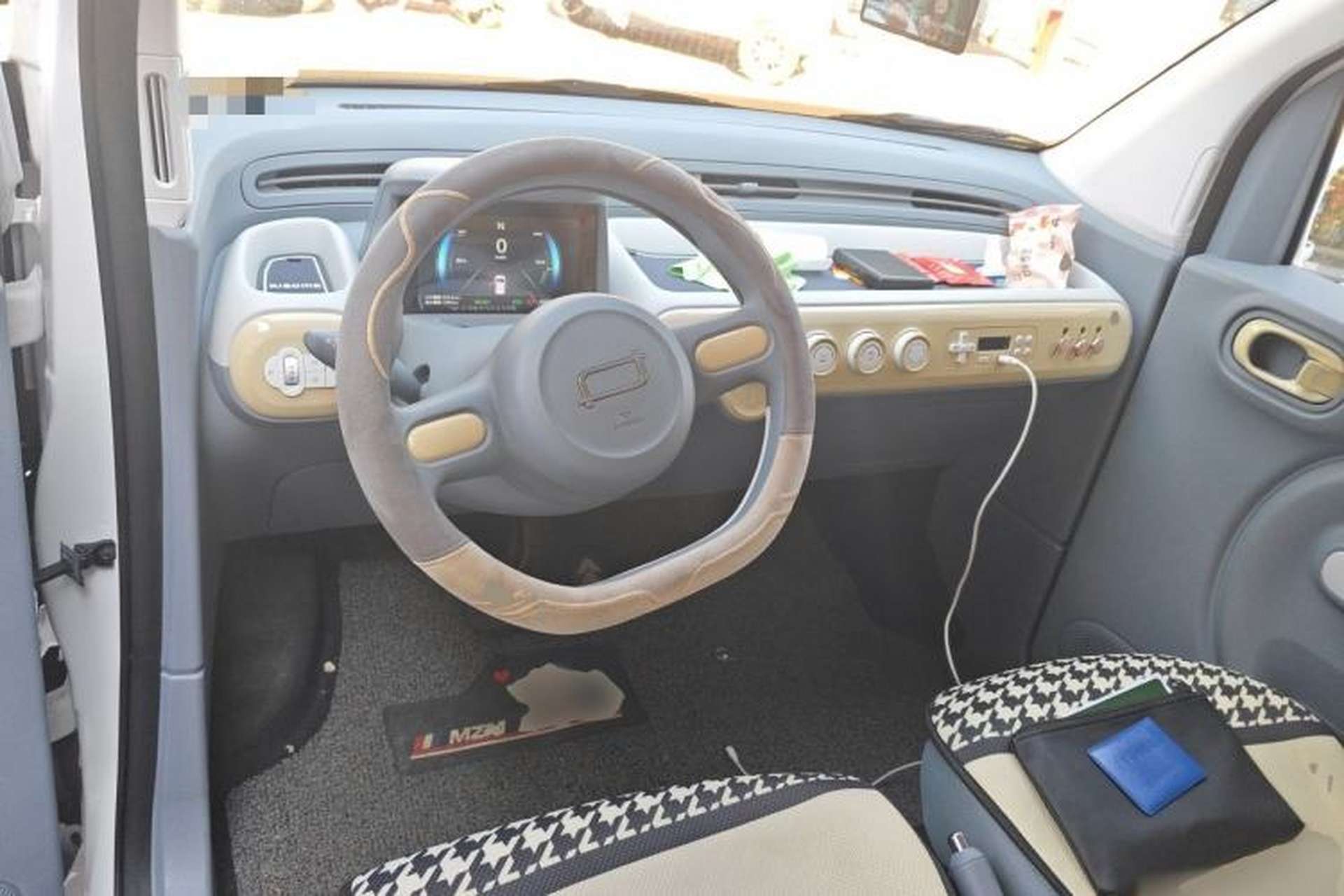 Used Bestune Pony 2025 222km Range Agile Horse Center Console