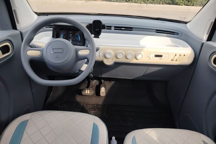 Used Bestune Pony 2025 222km Clever Horse Center Console