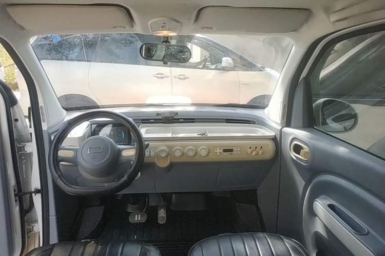 Used Bestune Pony 2025 222km Range Agile Horse Center Console