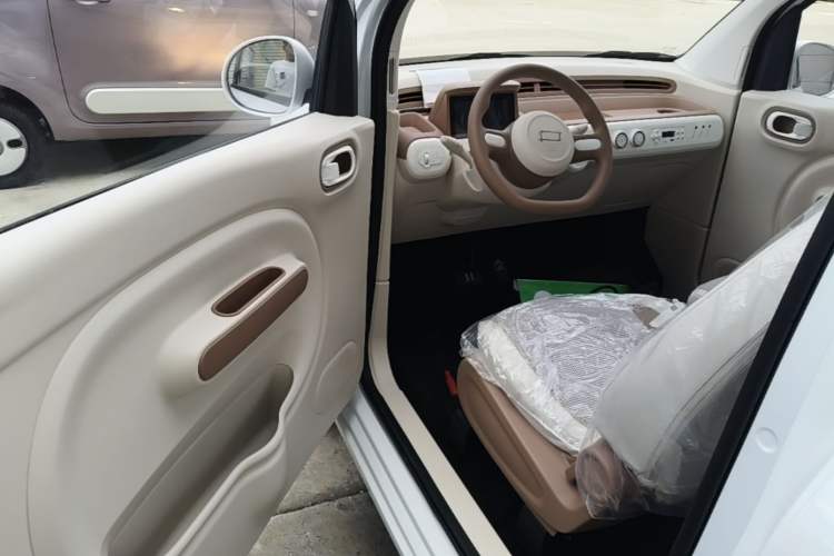 Used Bestune Pony 2025 222km Range Agile Horse Driver Seat
