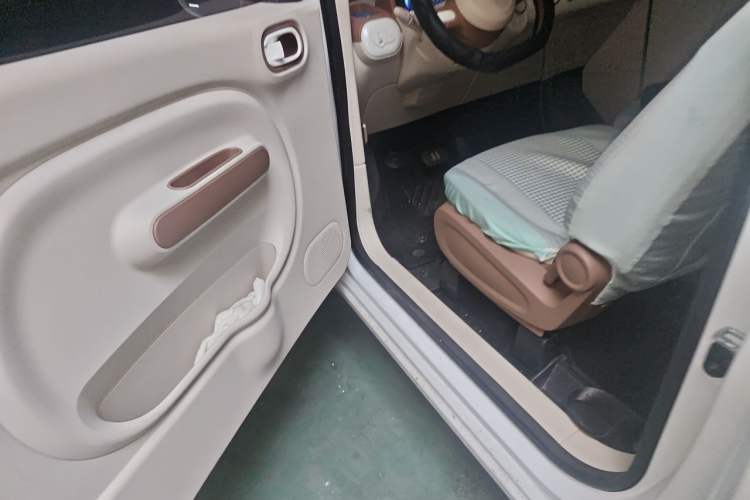 Used Bestune Pony 2025 222km Range Agile Horse Driver Seat
