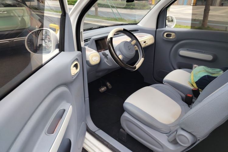 Used Bestune Pony 2025 222km Range Agile Horse Driver Seat