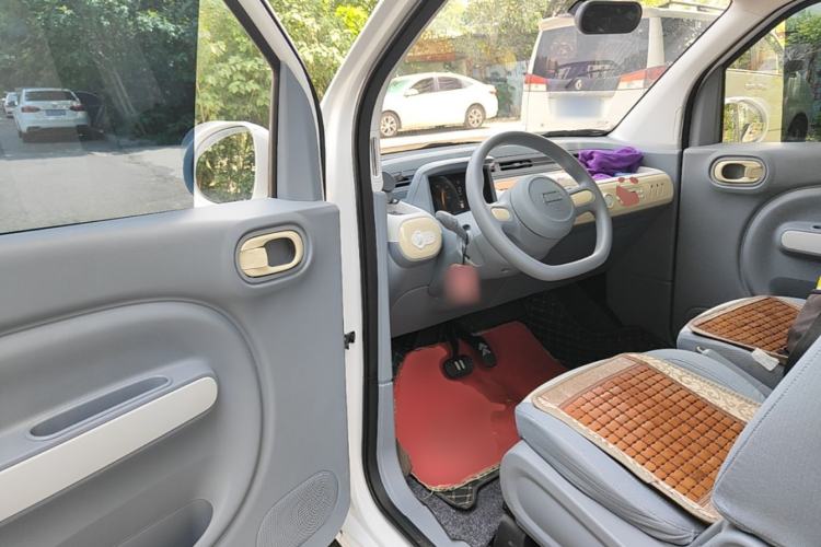 Used Bestune Pony 2025 222km Range Agile Horse Driver Seat