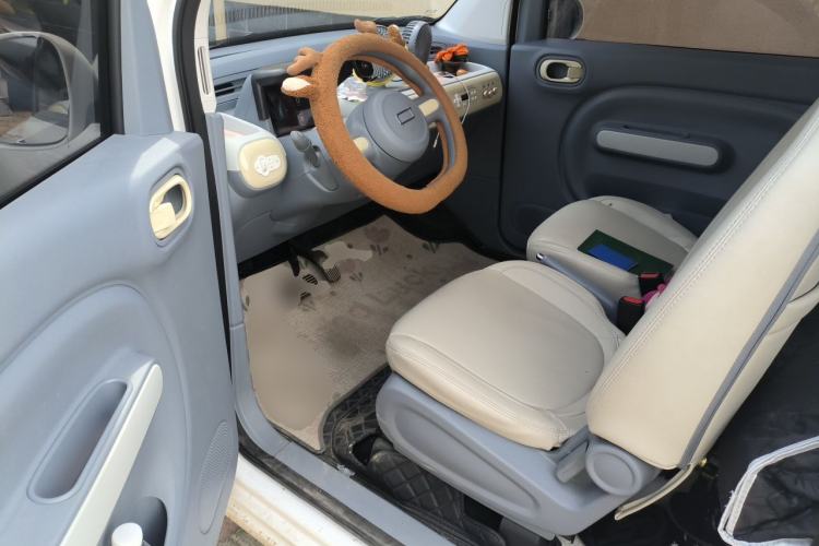 Used Bestune Pony 2025 222km Lightning Horse Driver Seat