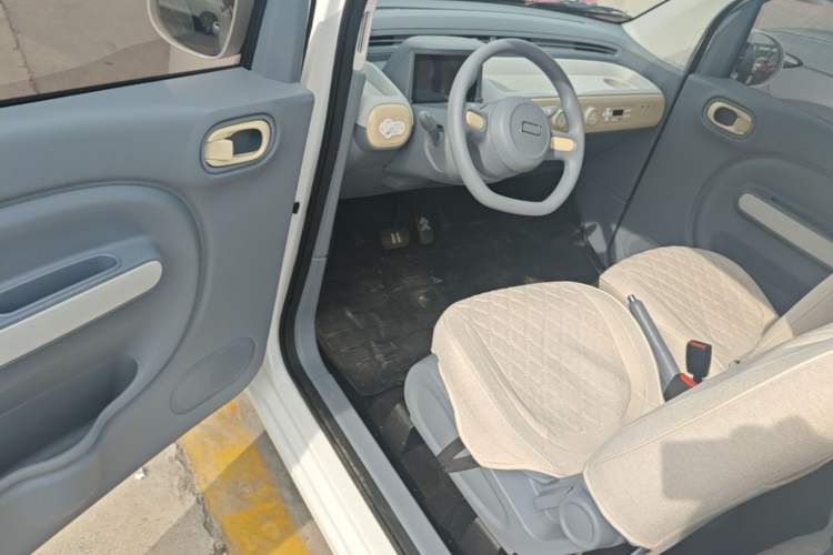 Used Bestune Pony 2025 222km Lightning Horse Driver Seat