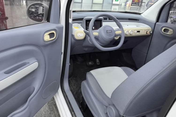 Used Bestune Pony 2025 222km Lightning Horse Driver Seat