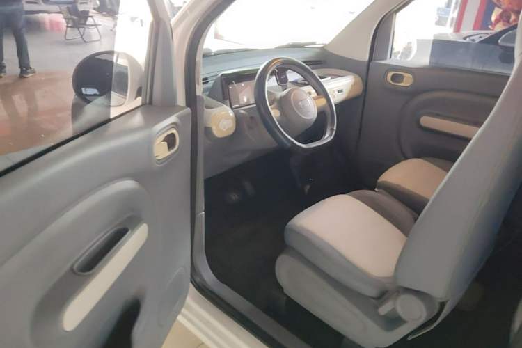 Used Bestune Pony 2025 222km Range Agile Horse Driver Seat