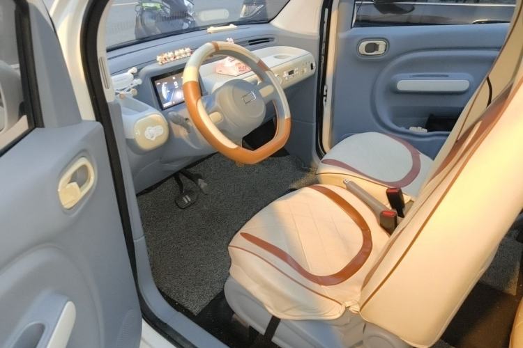 Used Bestune Pony 2025 222km Lightning Horse Driver Seat