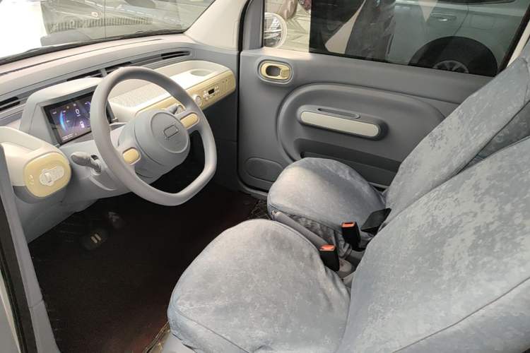 Used Bestune Pony 2025 222km Range Agile Horse Driver Seat