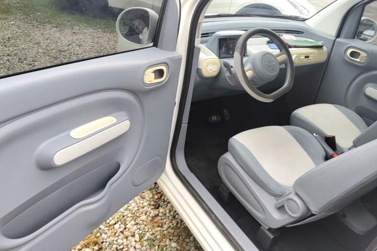Used Bestune Pony 2025 222km Range Agile Horse Driver Seat