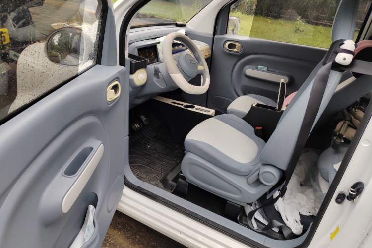 Used Bestune Pony 2025 222km Range Agile Horse Driver Seat