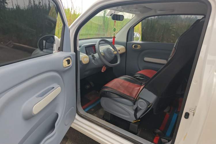 Used Bestune Pony 2025 222km Range Elegant Horse Driver Seat