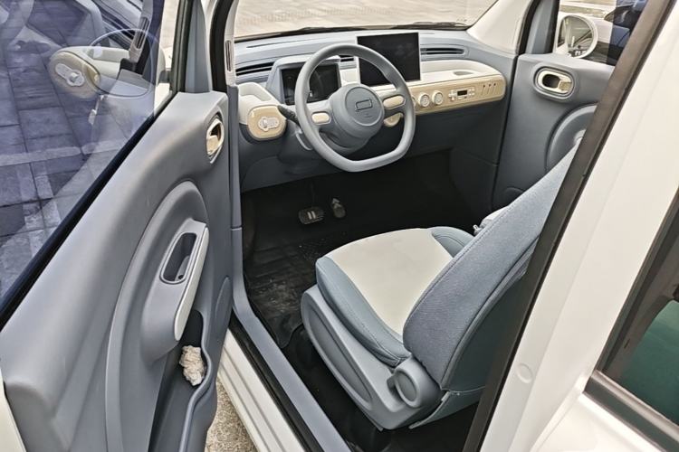 Used Bestune Pony 2025 222km Lightning Horse Driver Seat