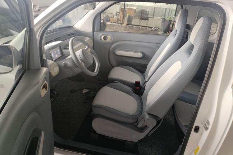 Used Bestune Pony 2025 222km Lightning Horse Driver Seat