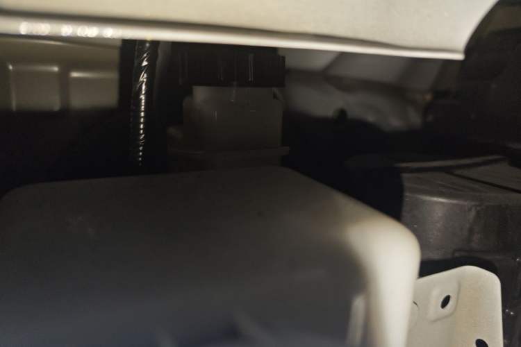 Used Bestune Pony 2025 222km Lightning Horse Engine Bay Left