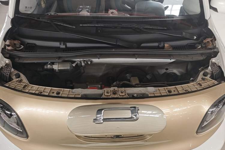 Used Bestune Pony 2025 222km Lightning Horse Engine Bay