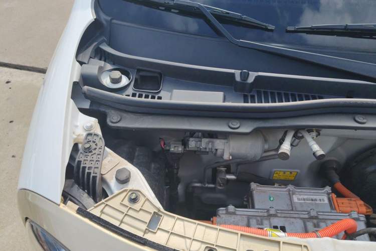 Used Bestune Pony 2025 222km Lightning Horse Engine Bay Right