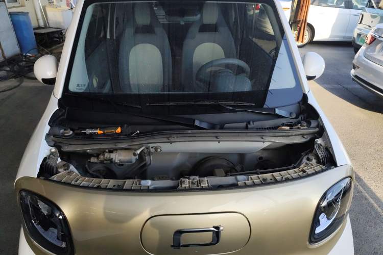 Used Bestune Pony 2025 222km Range Agile Horse Engine Bay