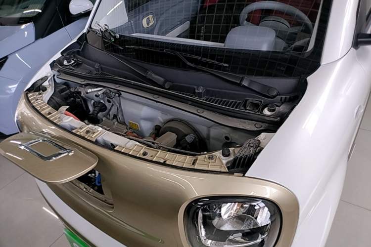 Used Bestune Pony 2025 222km Range Elegant Horse Engine Bay