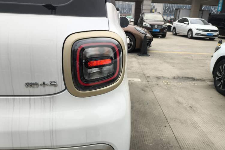Used Bestune Pony 2025 222km Lightning Horse Exterior 3