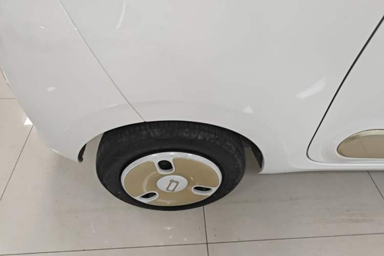 Used Bestune Pony 2025 222km Lightning Horse Exterior 5