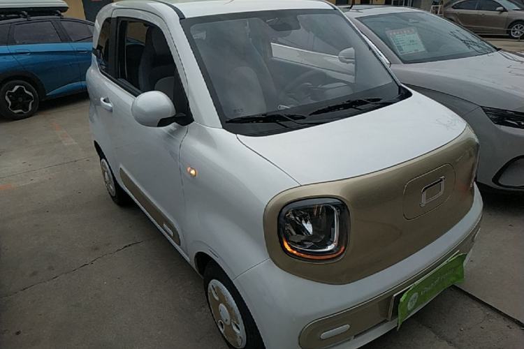 Used Bestune Pony 2025 222km Range Linglong Horse Front Right 45 Deg