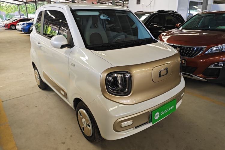 Used Bestune Pony 2025 222km Lightning Horse Front Right 45 Deg