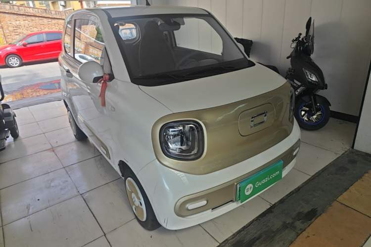 Used Bestune Pony 2025 222km Lightning Horse Front Right 45 Deg
