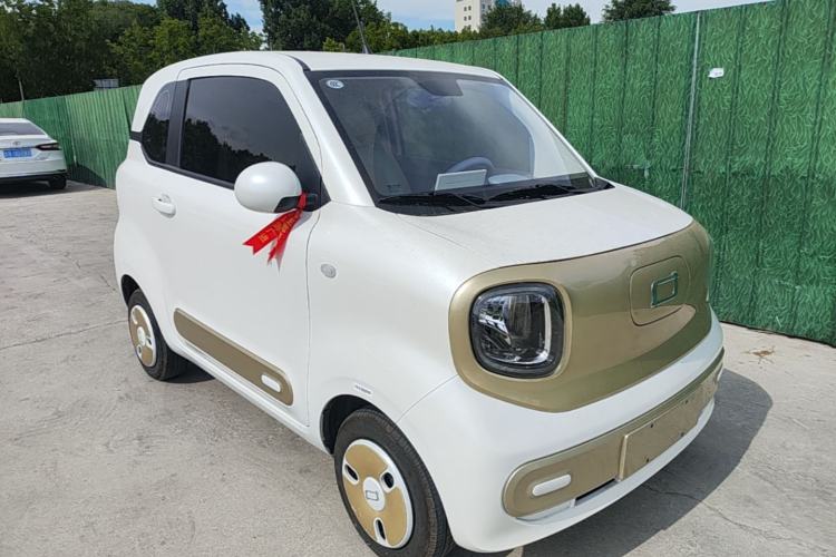 Used Bestune Pony 2025 222km Range Linglong Horse Front Right 45 Deg