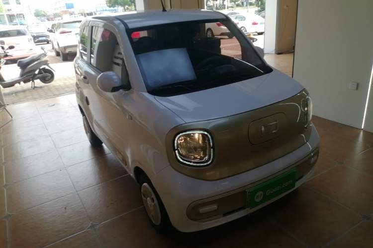 Used Bestune Pony 2025 222km Lightning Horse Front Right 45 Deg